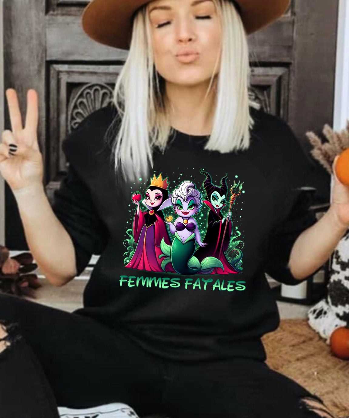 Femmes Fatales Tee